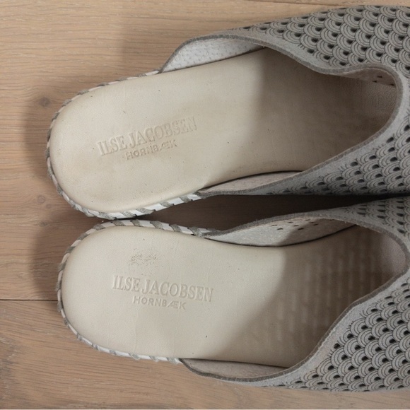 Ilse Jacobsen Grey Scalloped Tulip Slide Sandals - Picture 5 of 12